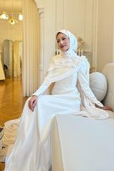 Ceyda Hakyemez - Helen (Çiçekli)