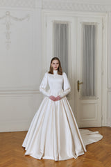 Julieth in Palace